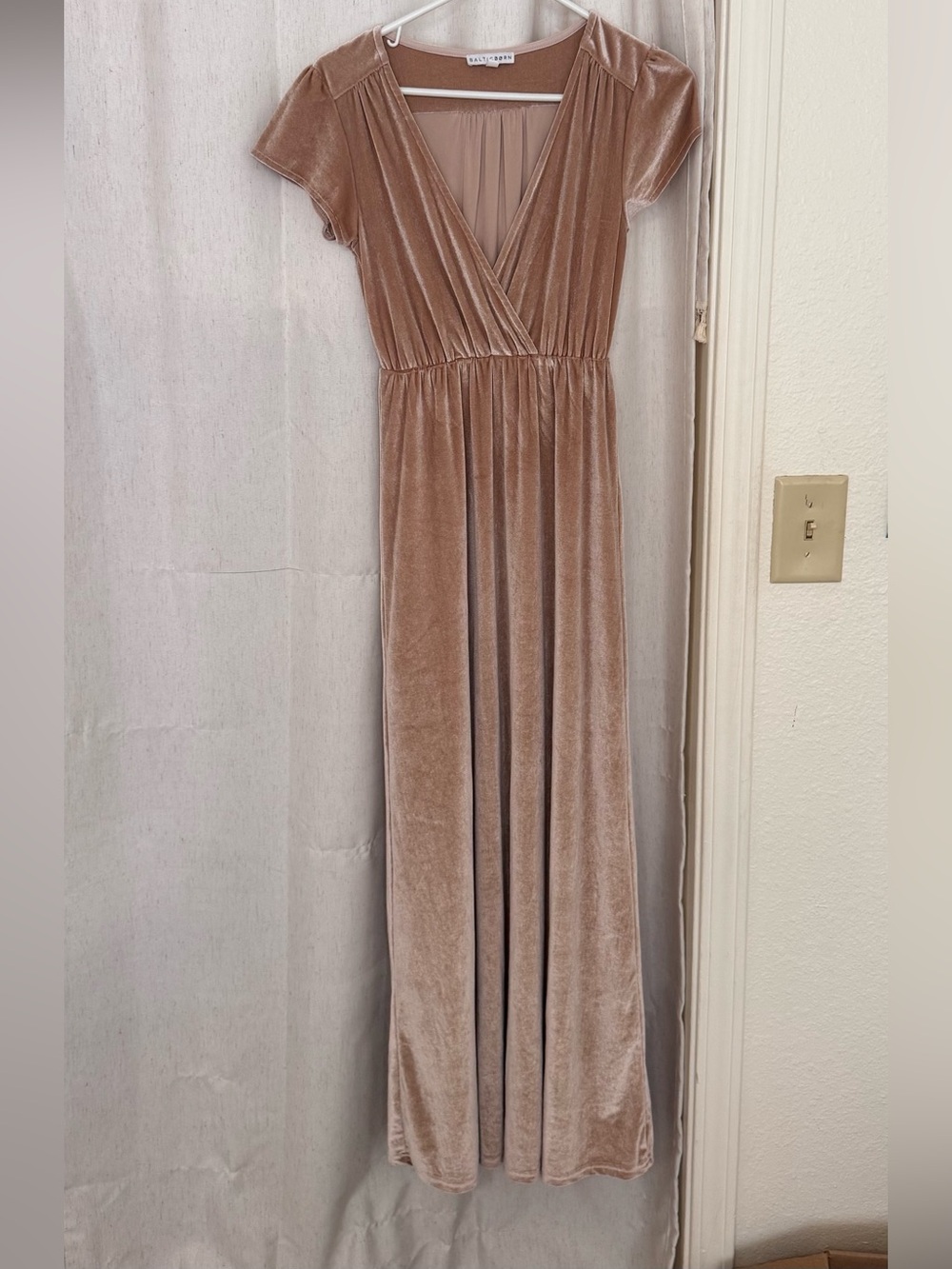 Soft V-Neck Velvet Maxi Dress